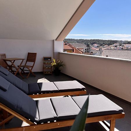 Apartment Oscar Mali Lošinj Esterno foto