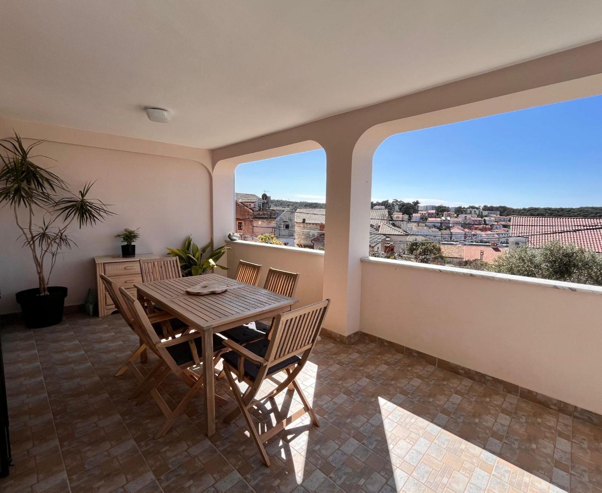Apartment Oscar Mali Lošinj Esterno foto